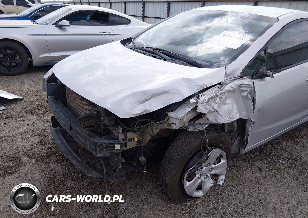 2018 Kia Forte Lx VIN:3KPFK4A79JE165612 - 6