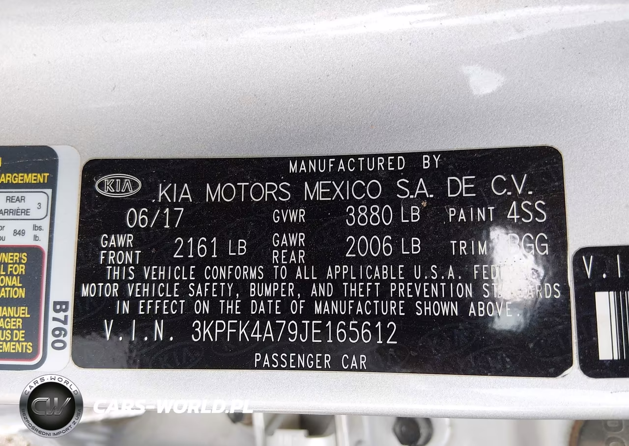 2018 Kia Forte Lx VIN:3KPFK4A79JE165612 - 9