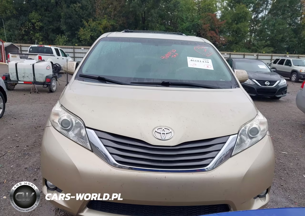 2013 Toyota Sienna Xle V6 8 Passenger VIN:5TDYK3DC4DS330438 - 12