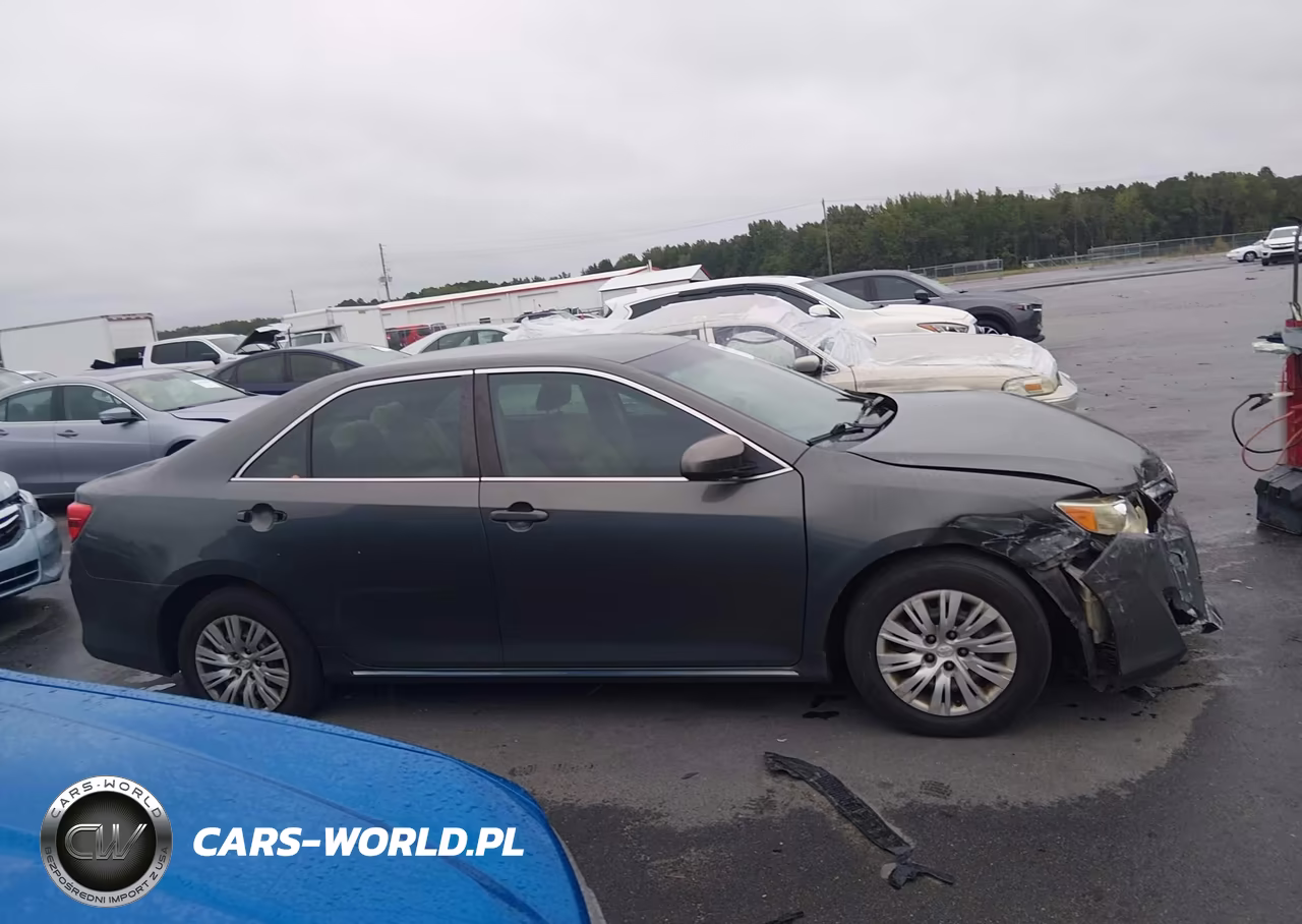 2013 Toyota Camry Le VIN:4T1BF1FK4DU684311 - 13