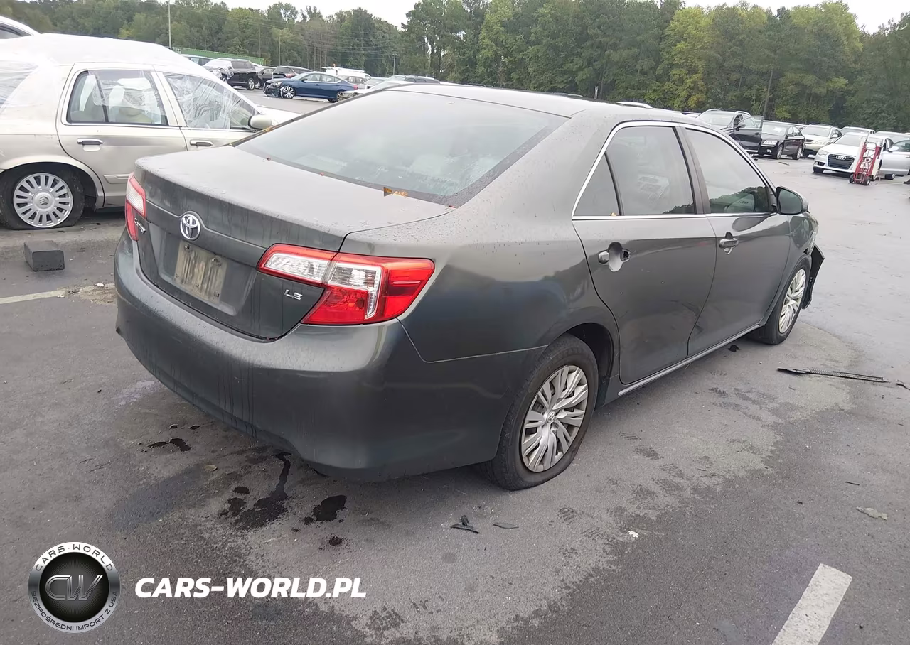 2013 Toyota Camry Le VIN:4T1BF1FK4DU684311 - 4