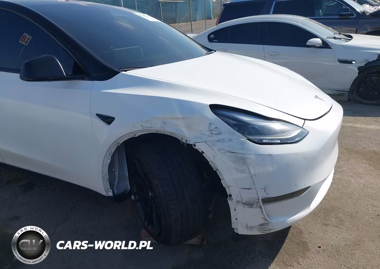2024 Tesla Model Y Long Range Single Motor Rear-Wheel Drive-Rwd VIN:7SAYGDED8RF092025 - 6