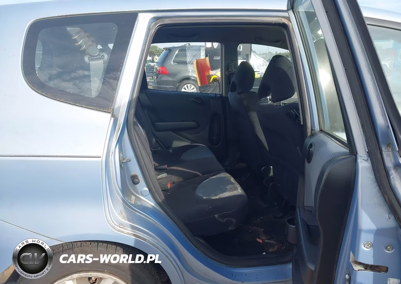 2008 Honda Fit VIN:JHMGD38448S071311 - 8