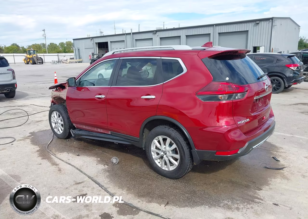 2018 Nissan Rogue Sv VIN:5N1AT2MV1JC823979 - 3