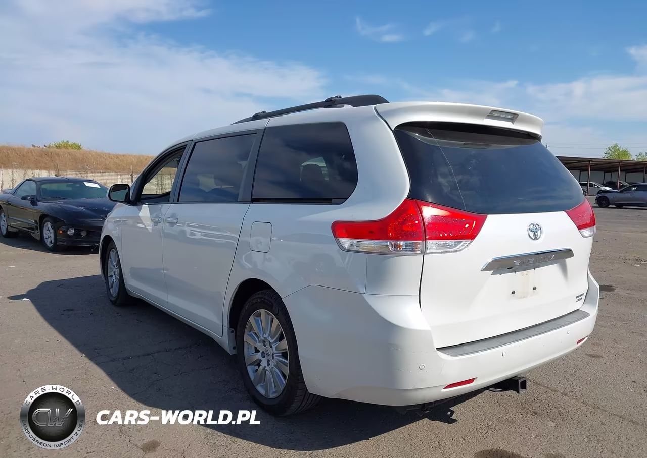 2011 Toyota Sienna Limited VIN:5TDDK3DC9BS029840 - 3