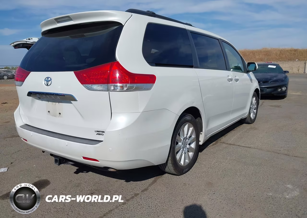 2011 Toyota Sienna Limited VIN:5TDDK3DC9BS029840 - 4
