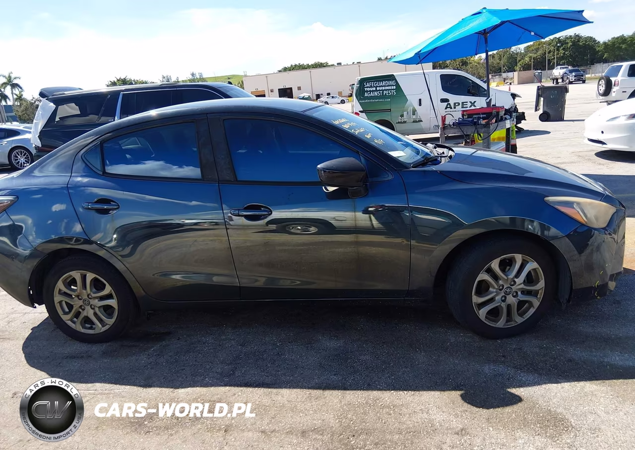 2018 Toyota Yaris Ia VIN:3MYDLBYV2JY314679 - 14