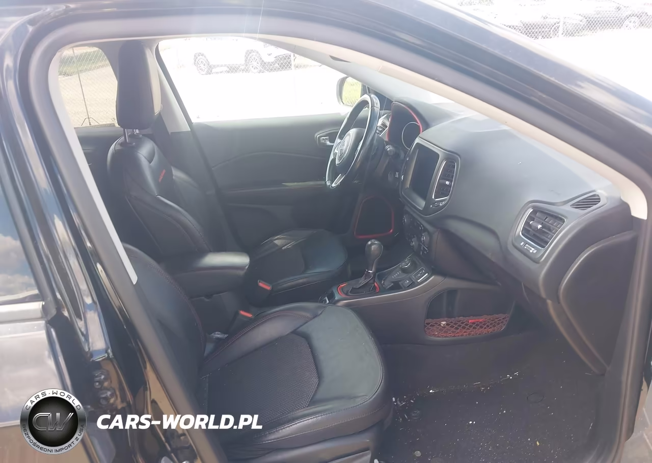 2020 Jeep Compass Trailhawk 4X4 VIN:3C4NJDDB9LT190510 - 5