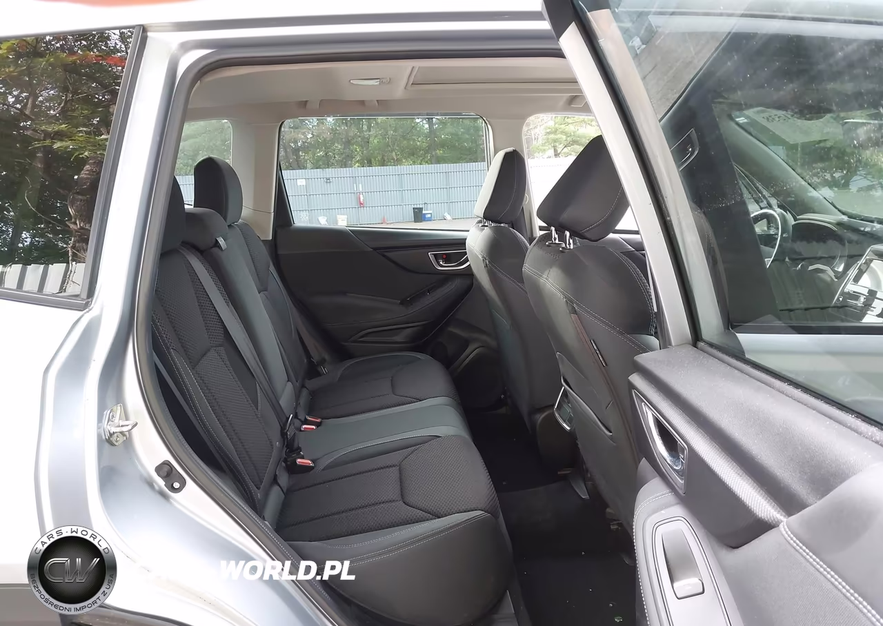2020 Subaru Forester Premium VIN:JF2SKAGCXLH464431 - 8