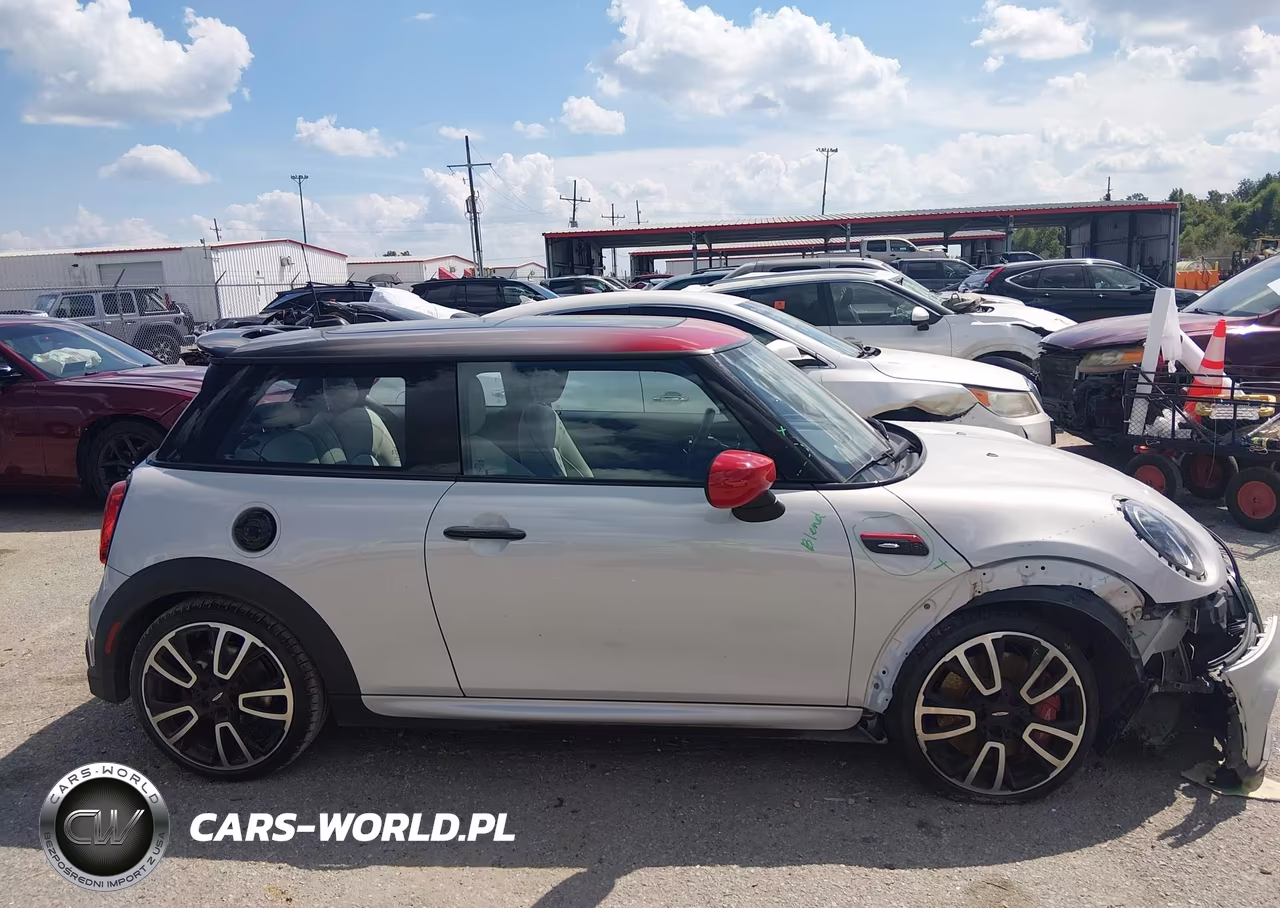 2023 Mini Hardtop John Cooper Works VIN:WMW73DH0XP2T51107 - 13