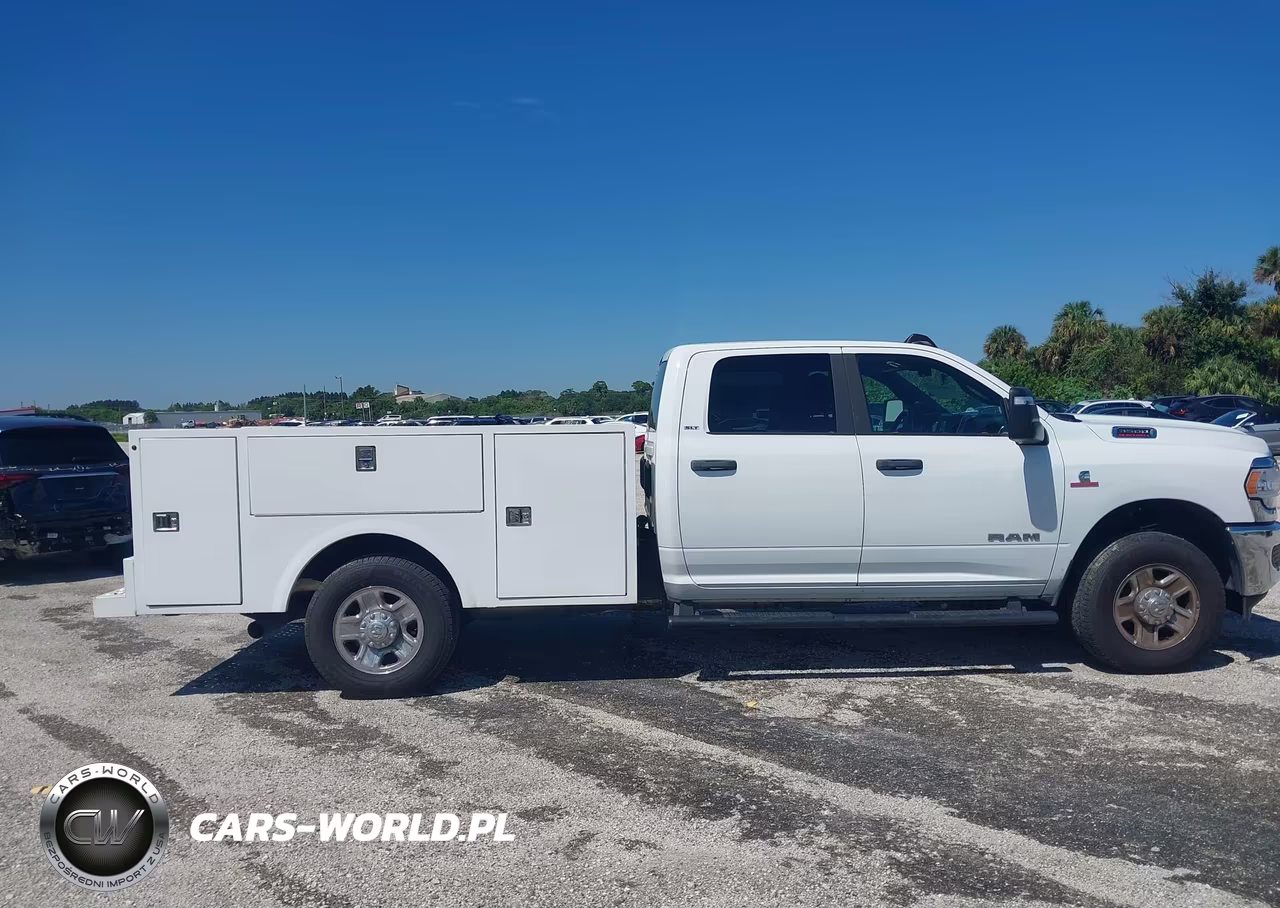 2024 Ram 3500 Chassis Tradesman-Slt-Laramie-Limited VIN:3C7WR9CL5RG310716 - 13