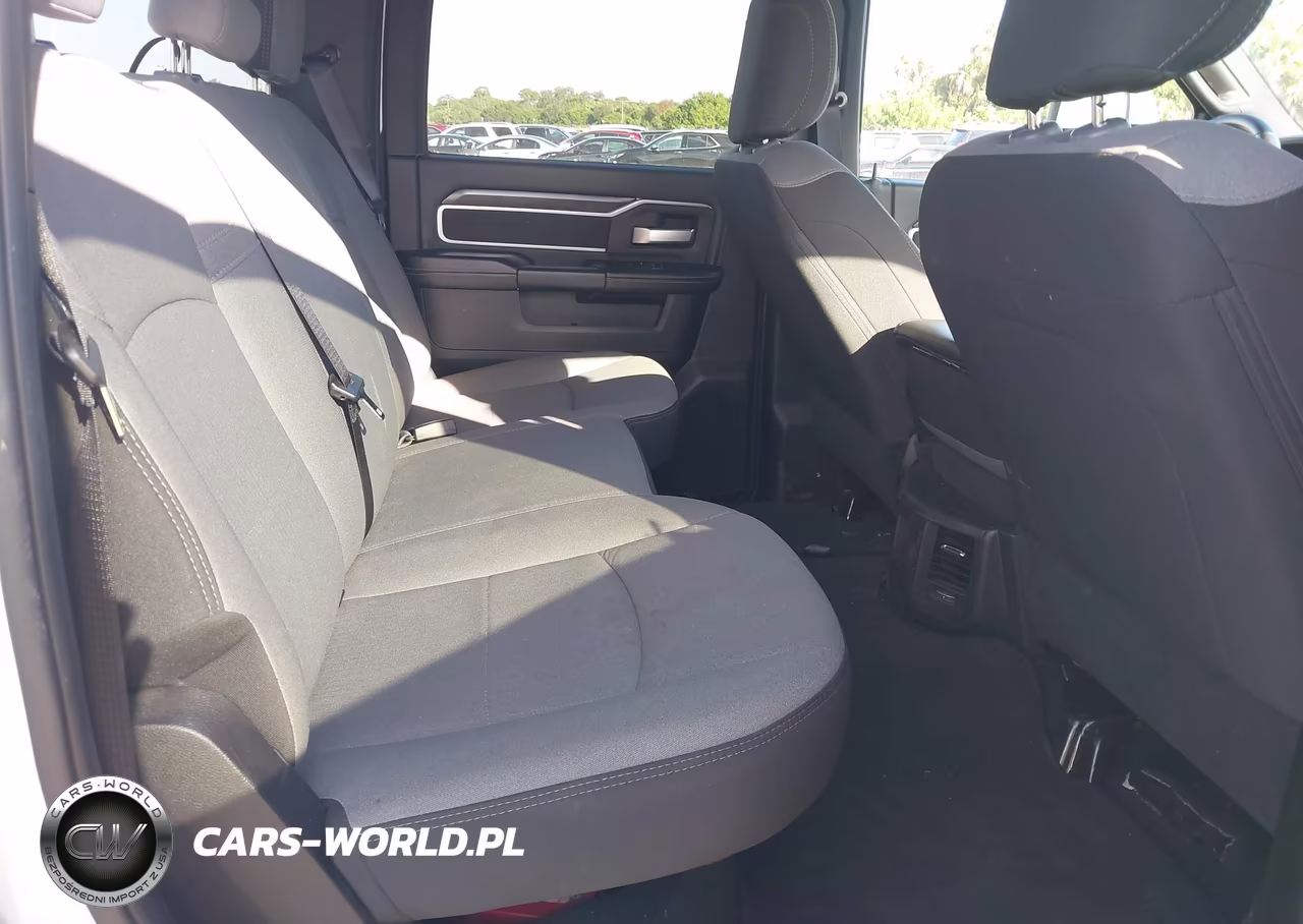 2024 Ram 3500 Chassis Tradesman-Slt-Laramie-Limited VIN:3C7WR9CL5RG310716 - 6