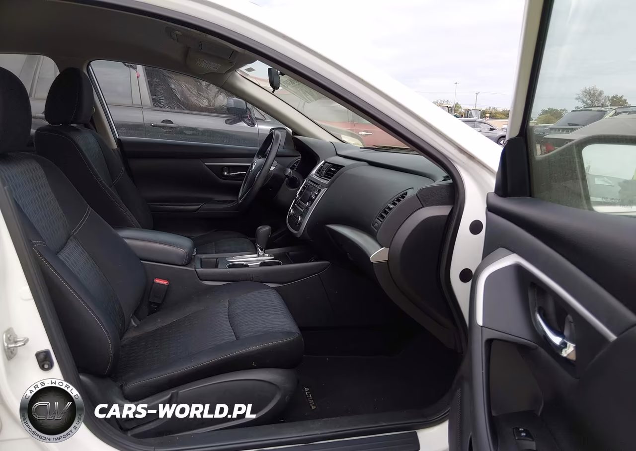 2018 Nissan Altima 2.5 S VIN:1N4AL3AP3JC185305 - 5