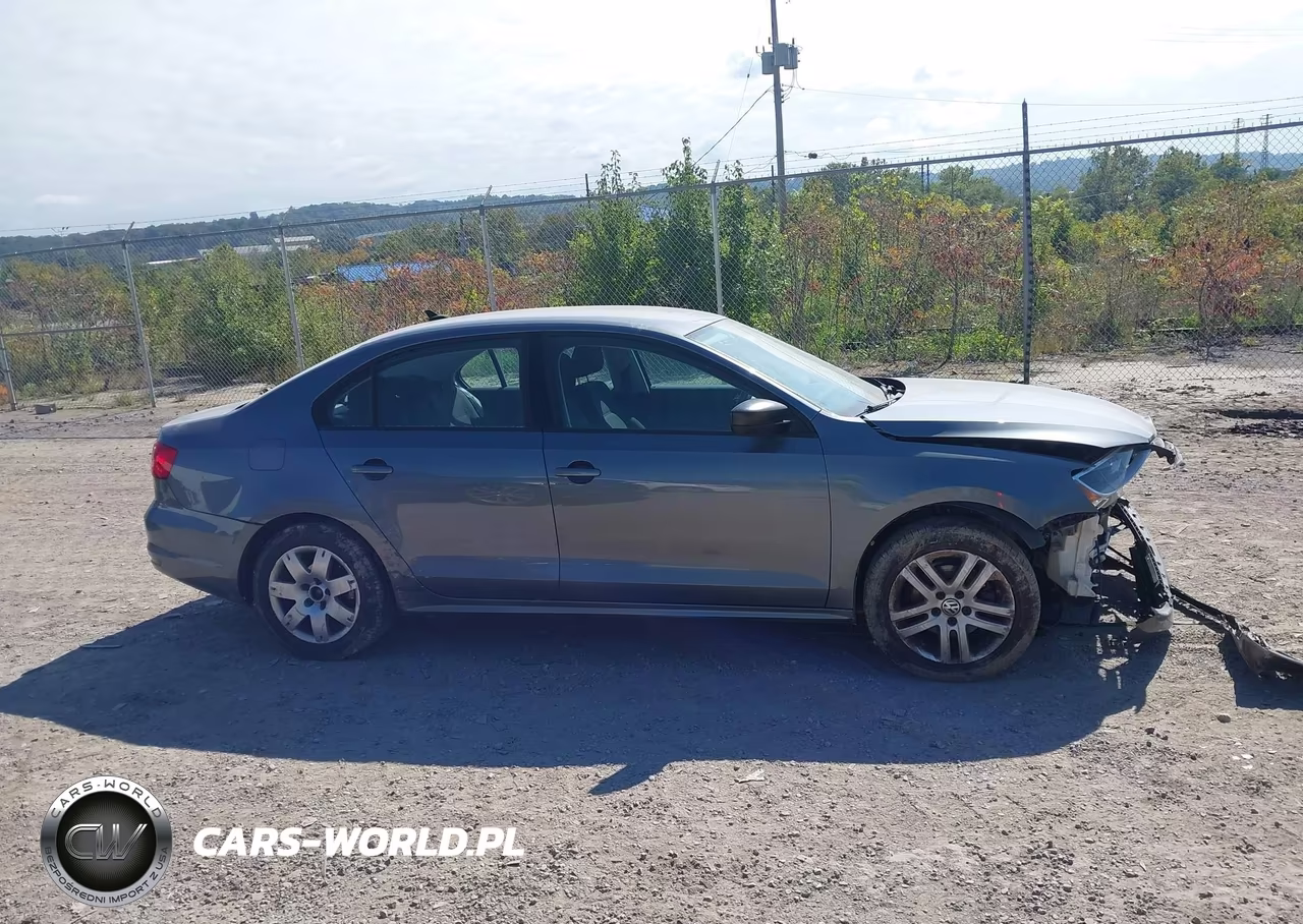 2015 Volkswagen Jetta 2.0L S VIN:3VW1K7AJ1FM218675 - 14