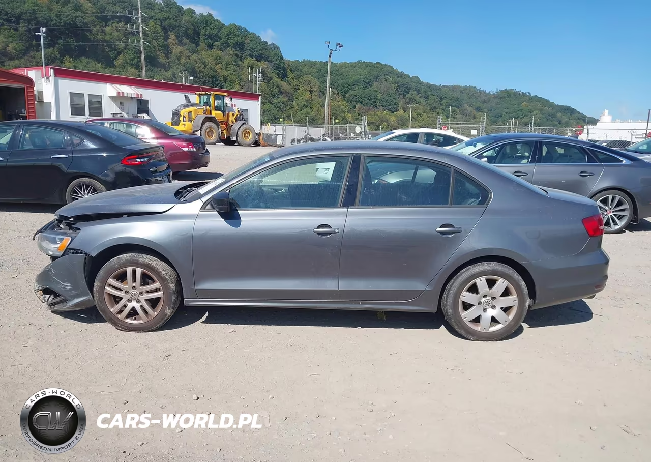 2015 Volkswagen Jetta 2.0L S VIN:3VW1K7AJ1FM218675 - 15