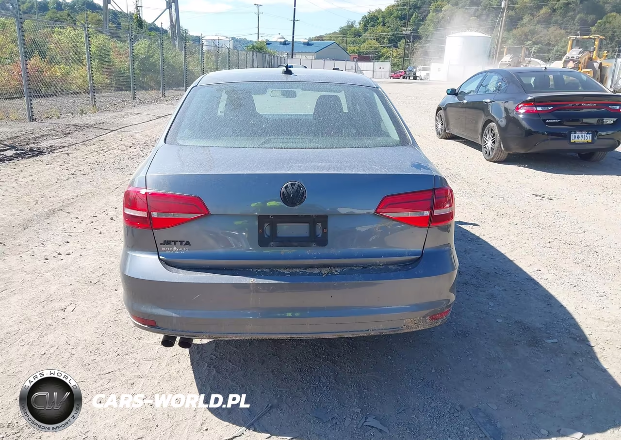 2015 Volkswagen Jetta 2.0L S VIN:3VW1K7AJ1FM218675 - 17