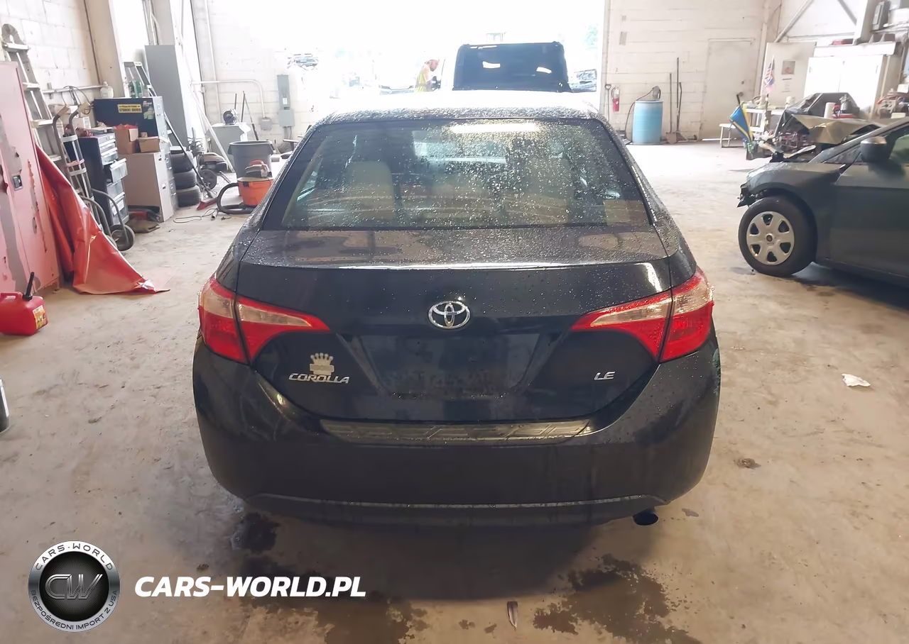 2018 Toyota Corolla Le VIN:2T1BURHE0JC991726 - 16