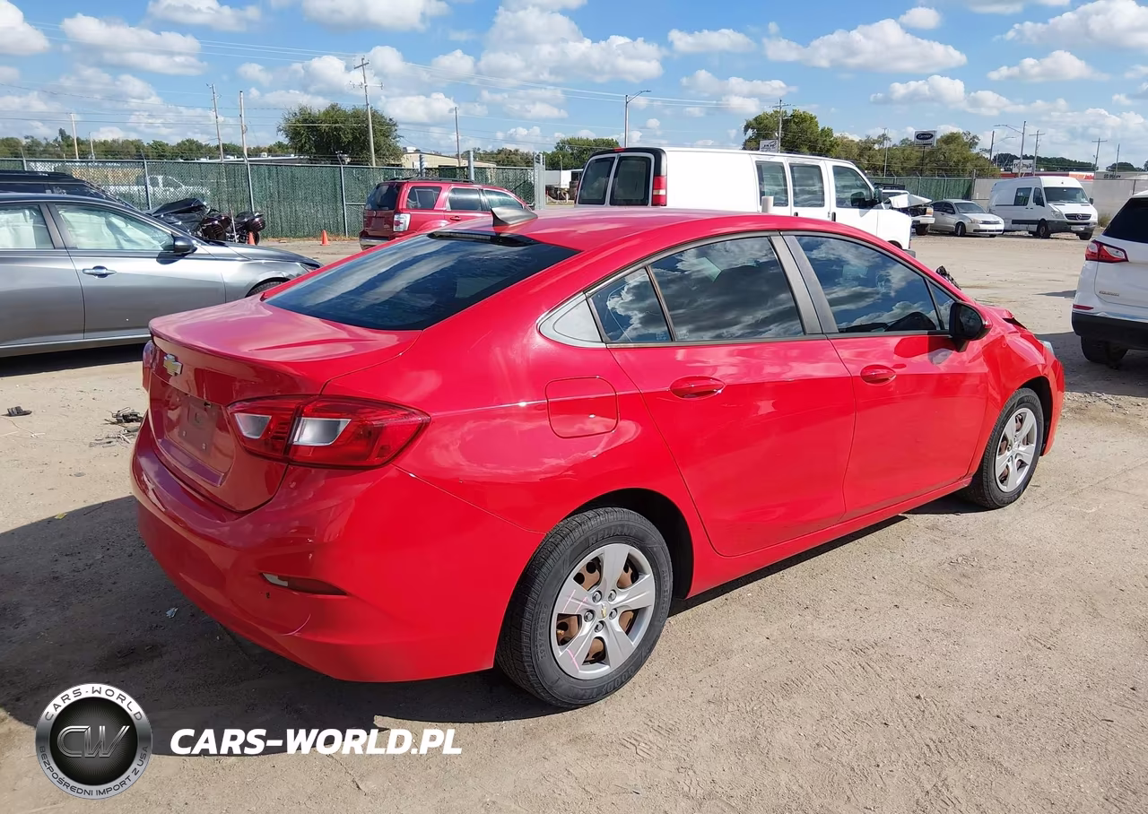 2018 Chevrolet Cruze Ls Auto VIN:1G1BC5SM9J7100080 - 4