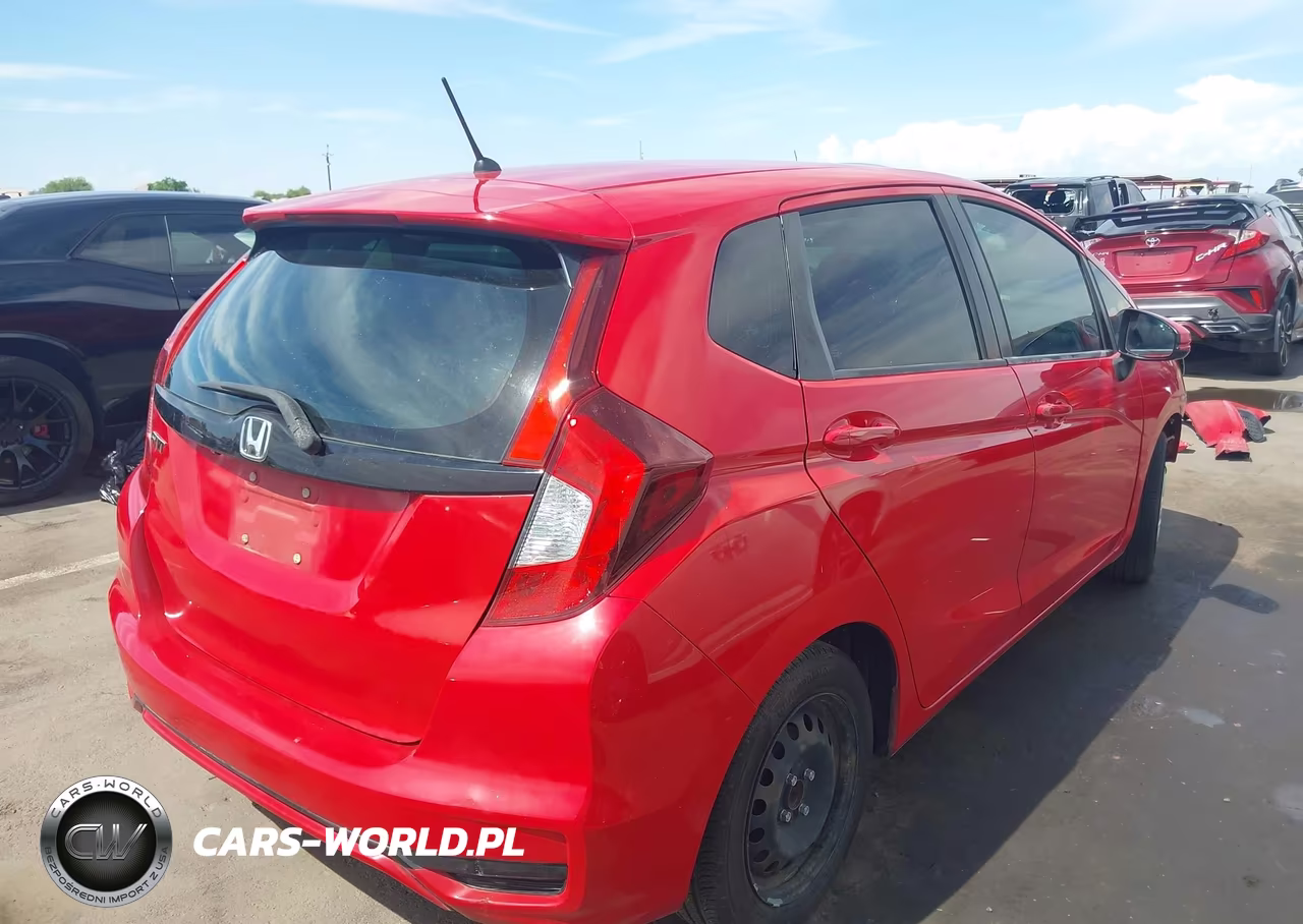 2019 Honda Fit Lx VIN:3HGGK5H47KM739171 - 4