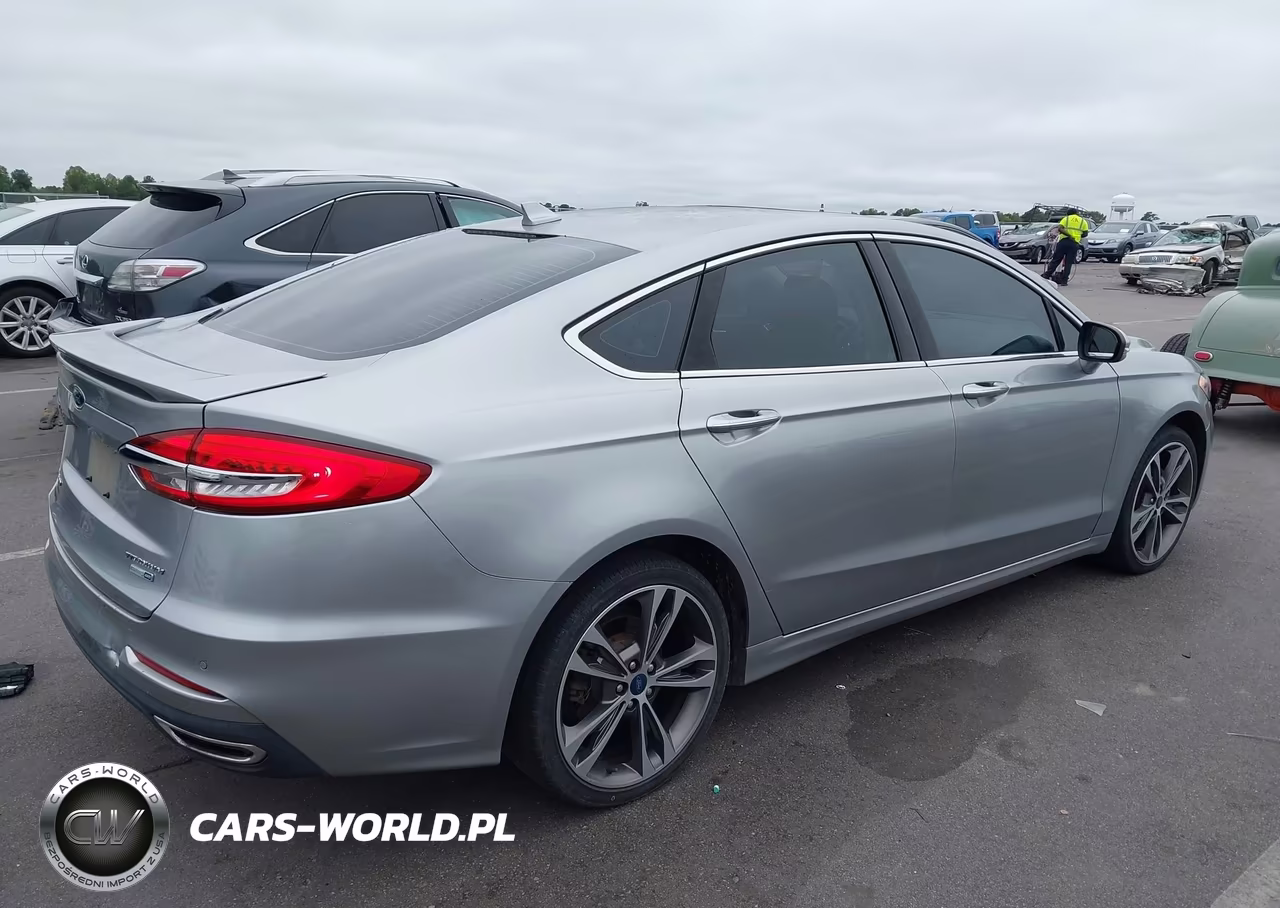 2020 Ford Fusion Titanium VIN:3FA6P0D95LR175062 - 4