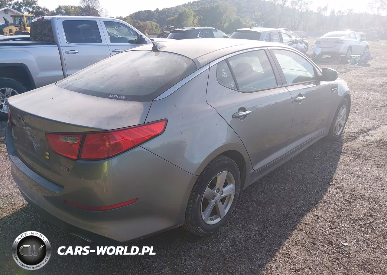 2015 Kia Optima Lx VIN:5XXGM4A72FG458166 - 4