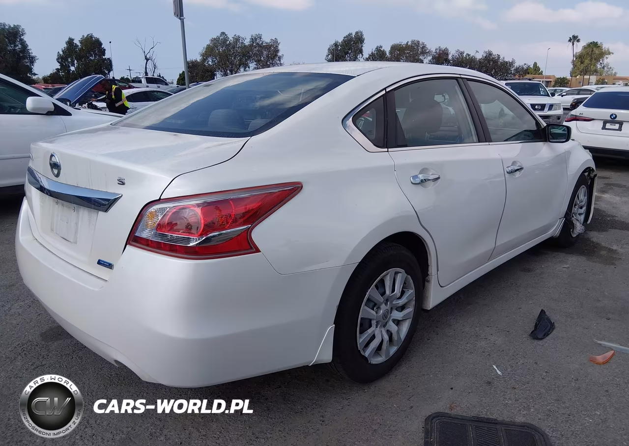 2013 Nissan Altima 2.5 S VIN:1N4AL3AP3DN513055 - 4