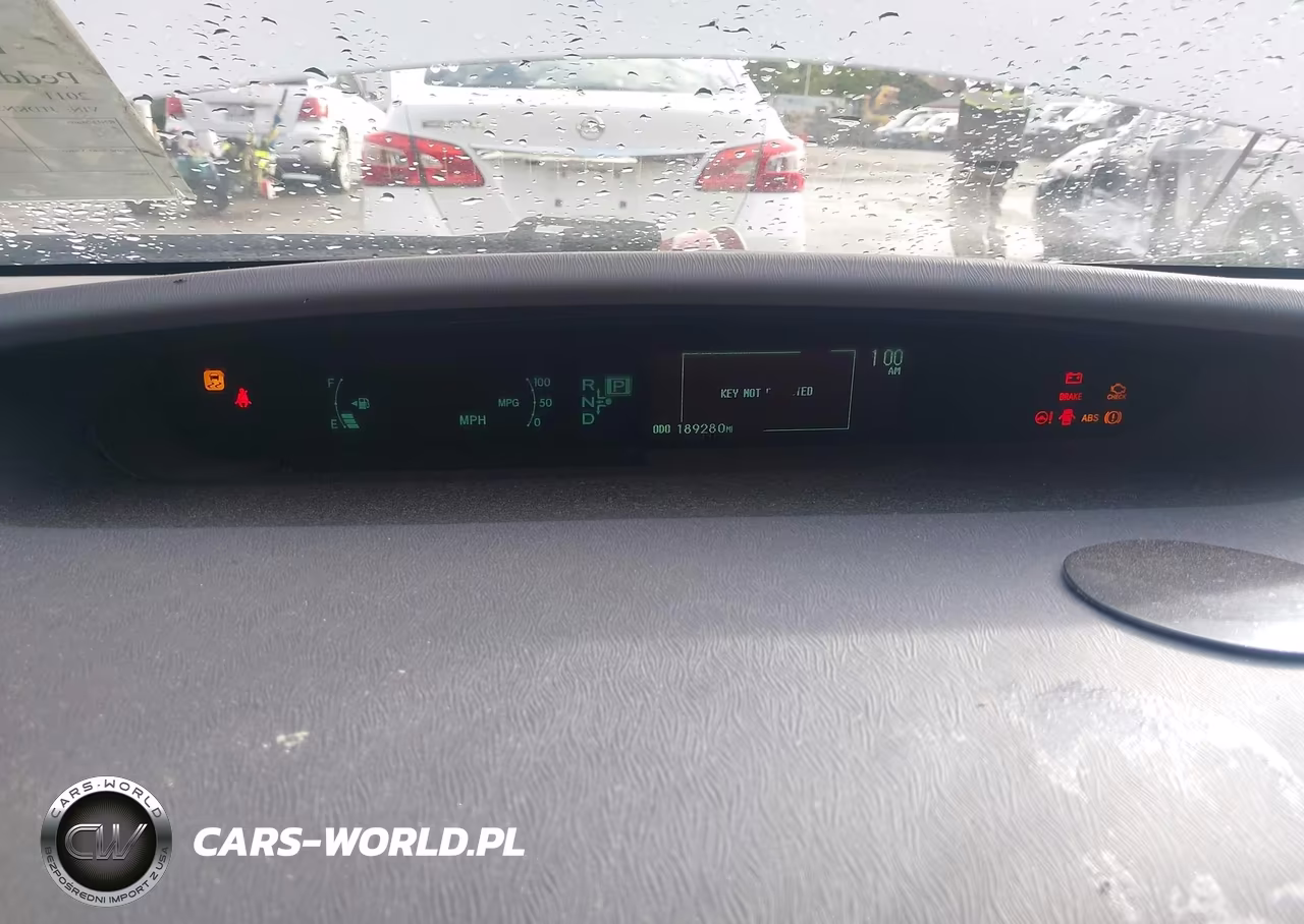 2011 Toyota Prius Two VIN:JTDKN3DU0B5365731 - 7