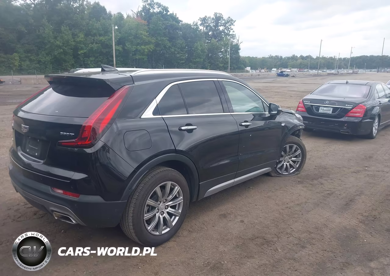 2022 Cadillac Xt4 Awd Premium Luxury VIN:1GYFZDR43NF161793 - 4