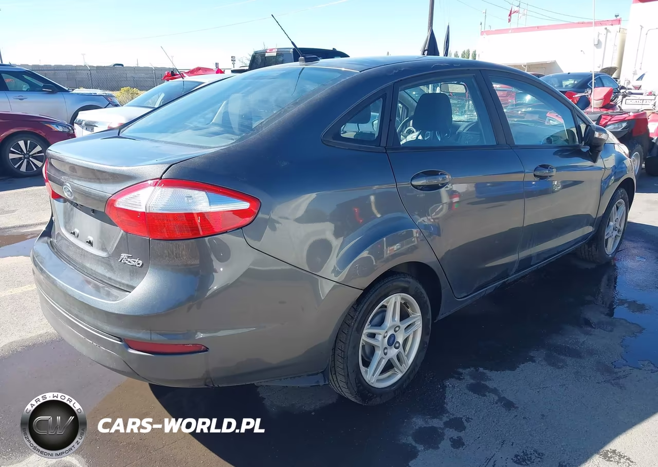 2018 Ford Fiesta Se VIN:3FADP4BJ7JM144210 - 4