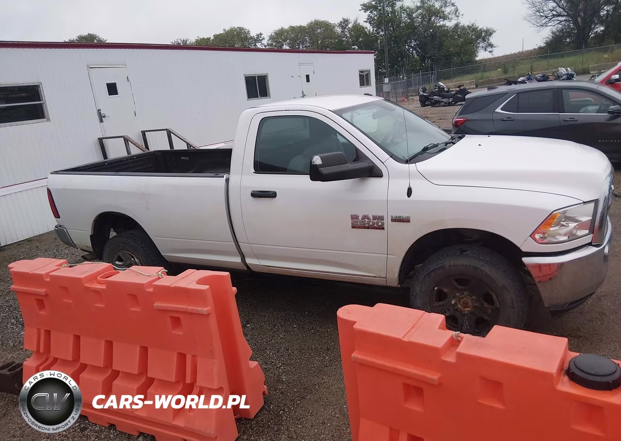 2017 Ram 2500 Tradesman 4X4 8' Box VIN:3C6MR5AJ1HG741493 - 13