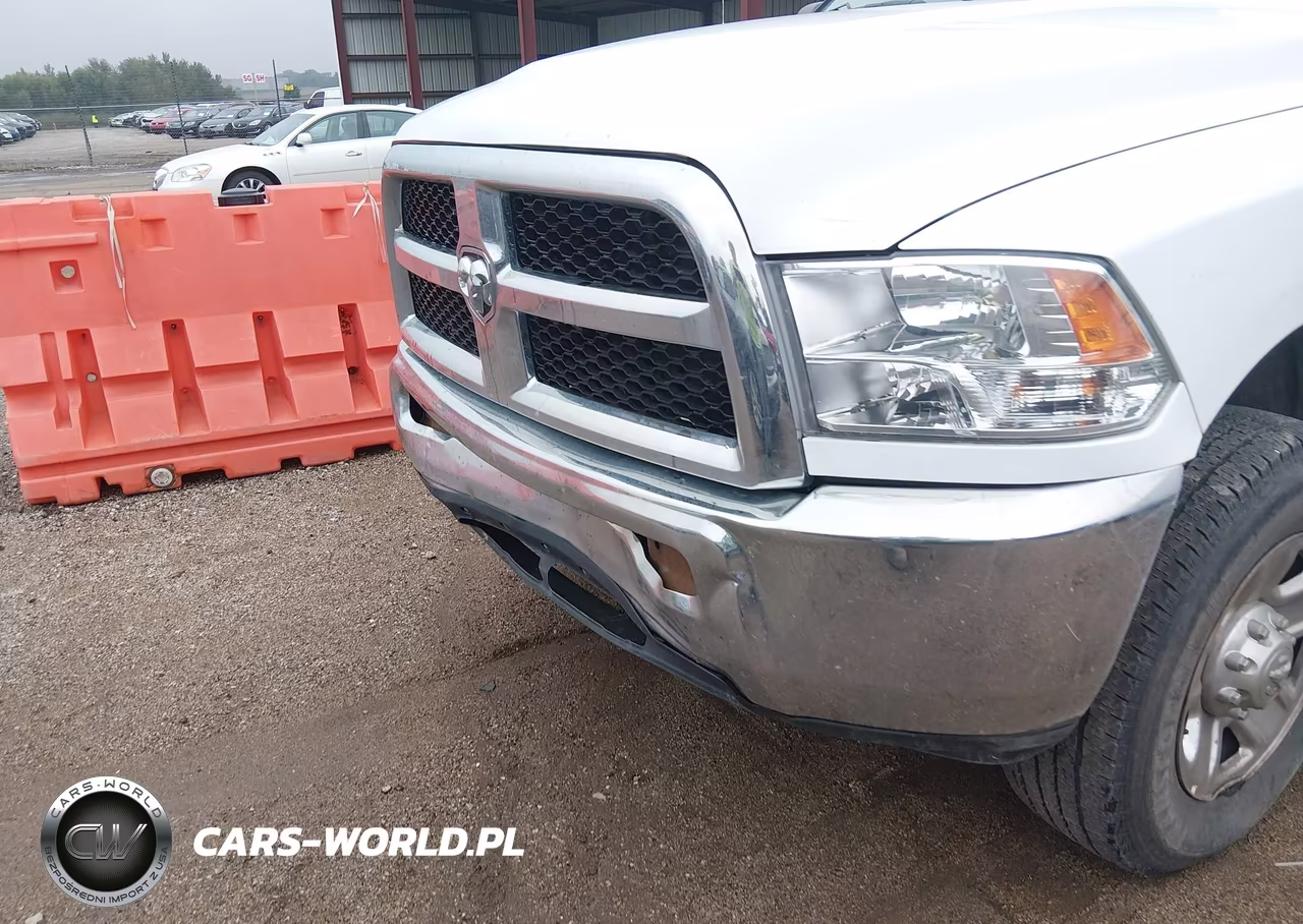 2017 Ram 2500 Tradesman 4X4 8' Box VIN:3C6MR5AJ1HG741493 - 18
