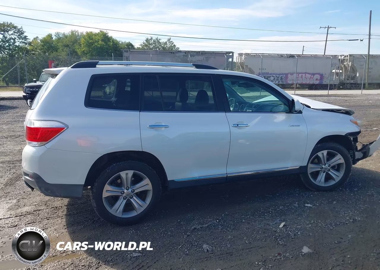 2013 Toyota Highlander Limited V6 VIN:5TDDK3EH9DS267863 - 13