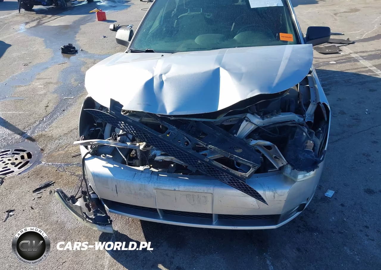2010 Ford Focus Se VIN:1FAHP3FN1AW136001 - 6