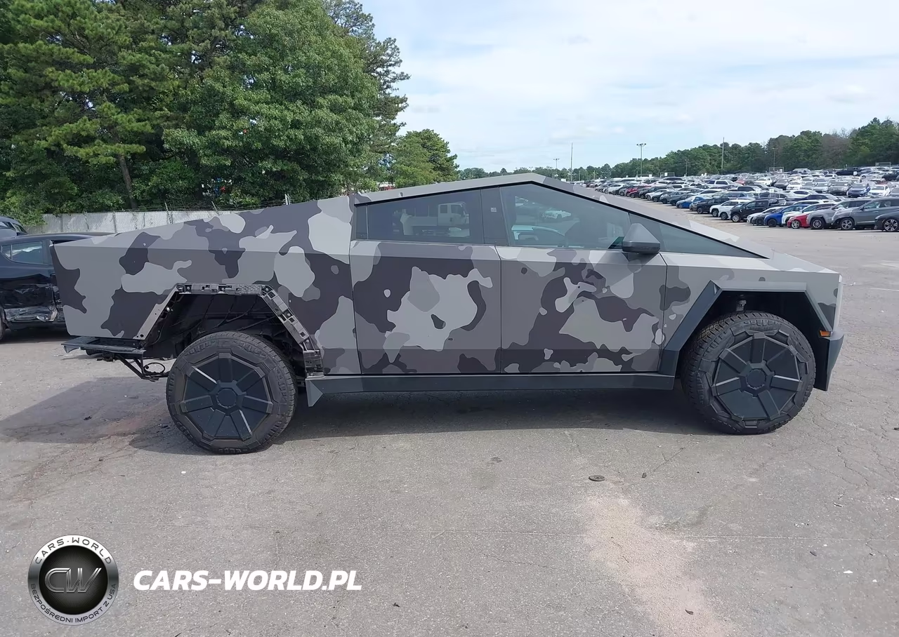 2024 Tesla Cybertruck All-Wheel Drive VIN:7G2CEHED1RA032375 - 13