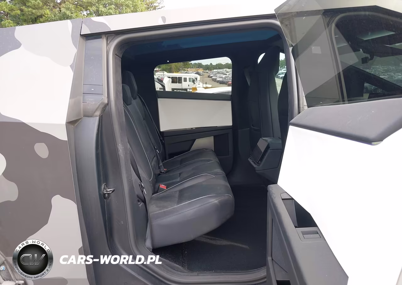 2024 Tesla Cybertruck All-Wheel Drive VIN:7G2CEHED1RA032375 - 8