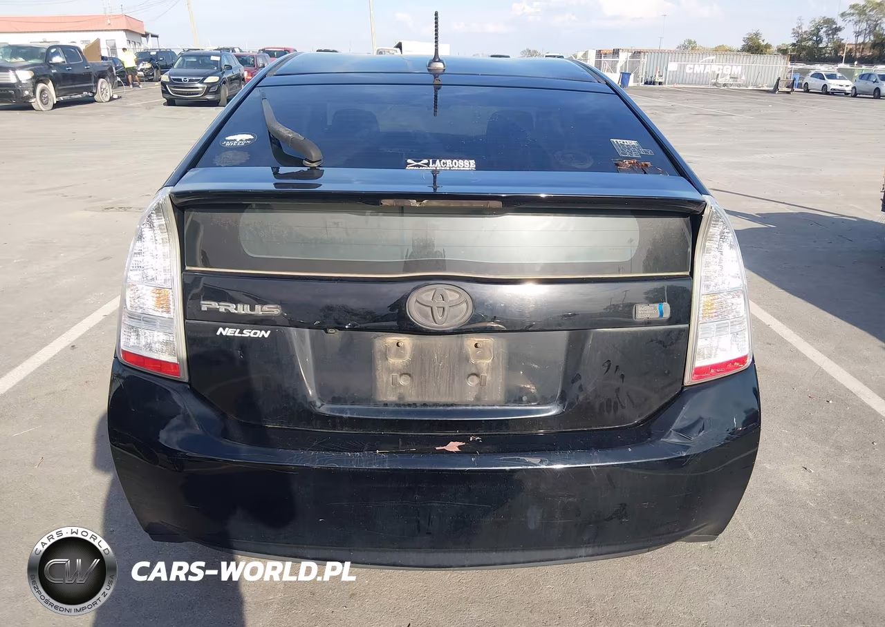 2011 Toyota Prius Three VIN:JTDKN3DU8B5324991 - 16