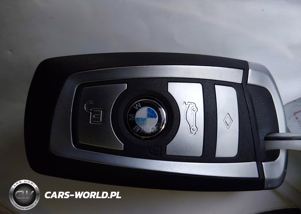 2016 BMW 528I VIN:WBA5A5C59GD525923 - 11