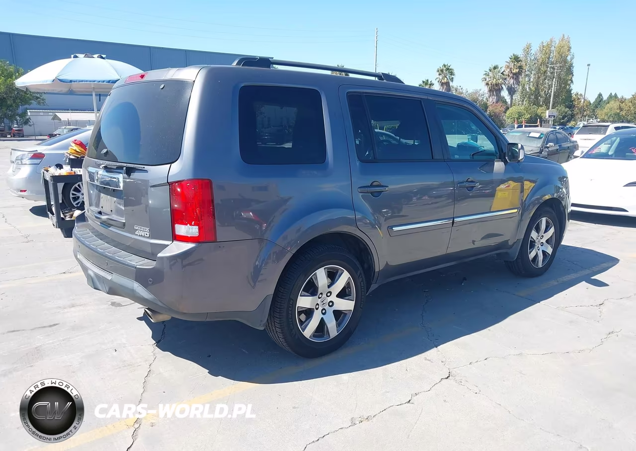 2015 Honda Pilot Touring VIN:5FNYF4H96FB047507 - 4