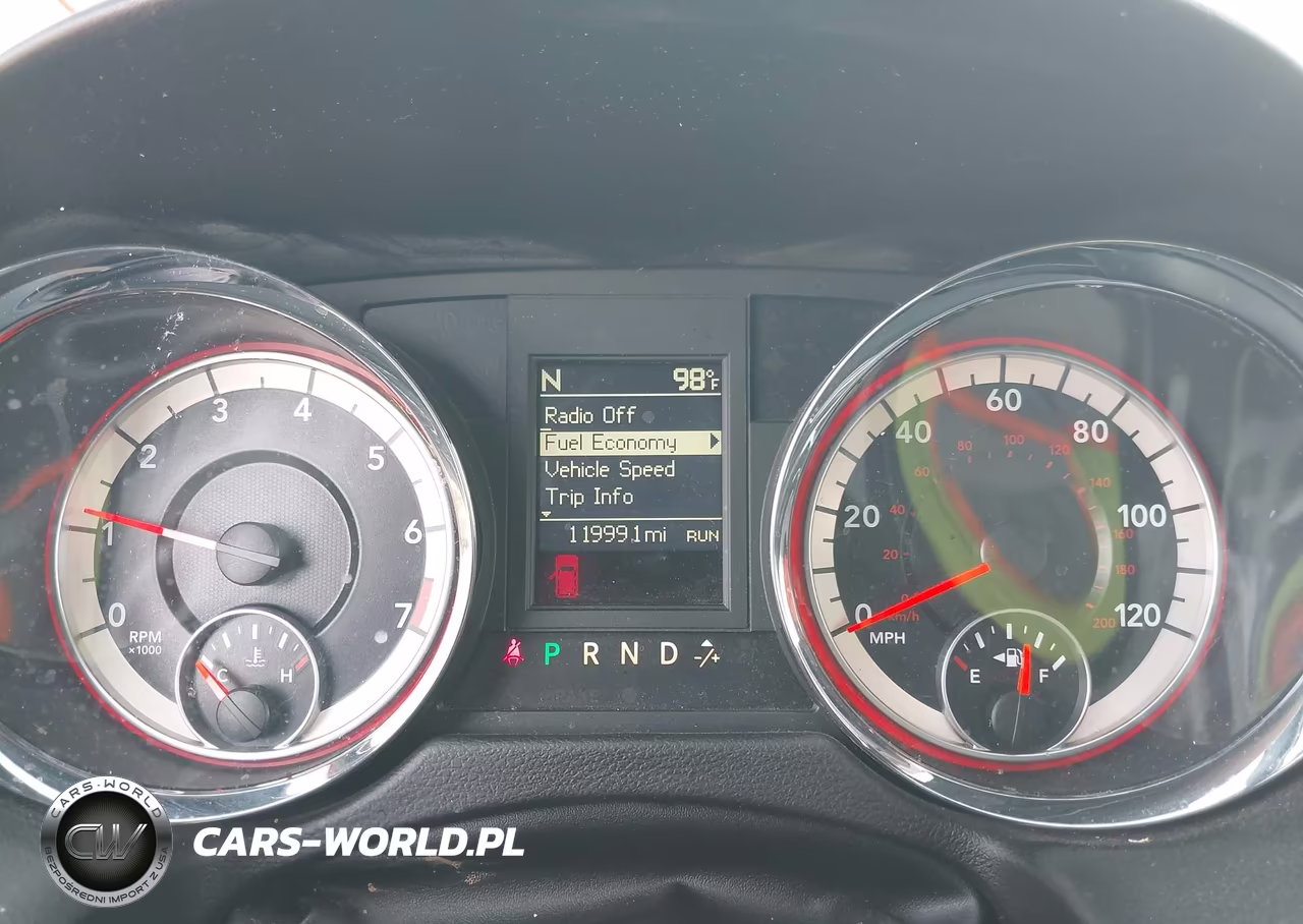 2018 Dodge Grand Caravan Gt VIN:2C4RDGEG3JR335349 - 7
