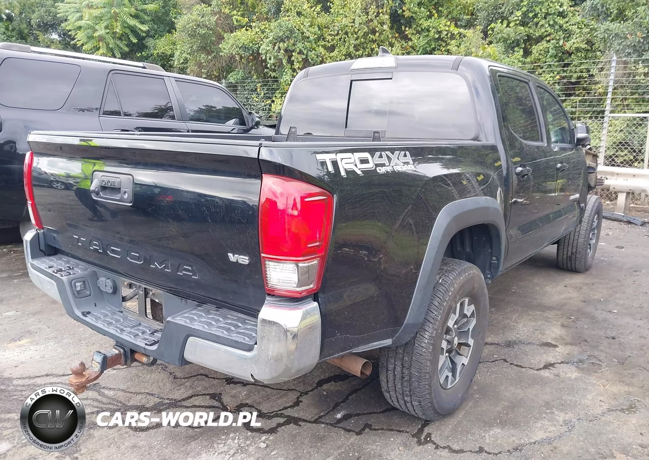 2017 Toyota Tacoma Trd Off Road VIN:3TMCZ5AN7HM077998 - 4