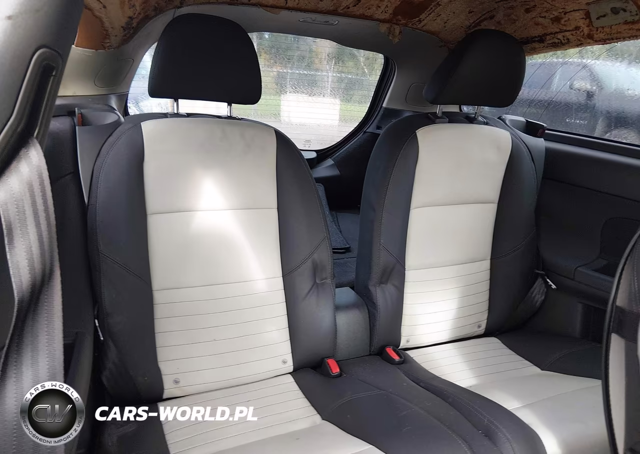 2011 Volvo C30 T5 VIN:YV1672MK2B2247129 - 8