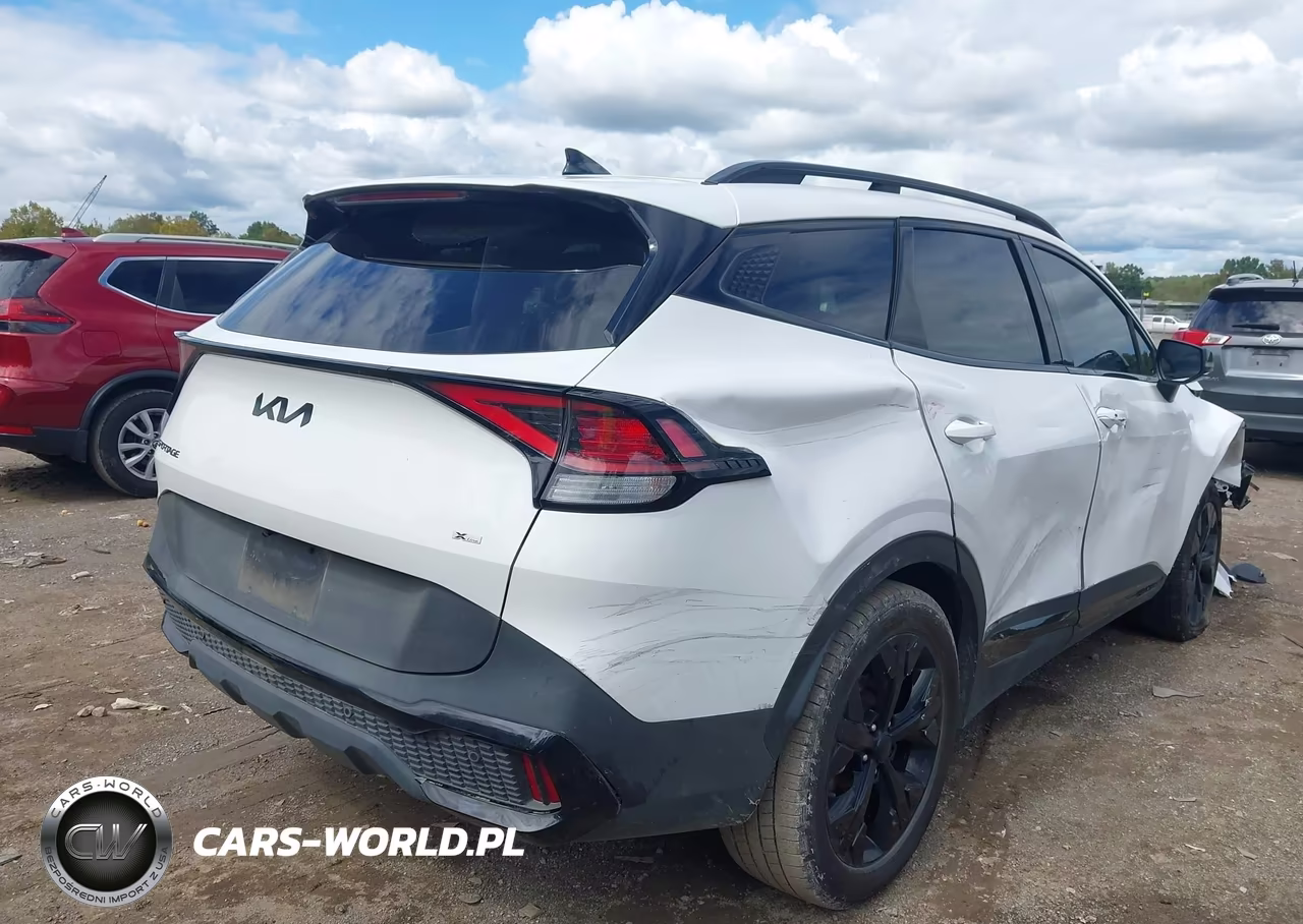 2025 Kia Sportage X-Line VIN:5XYK6CDF3SG303455 - 4