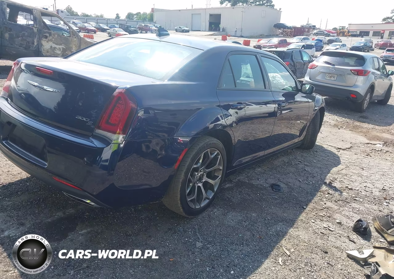 2016 Chrysler 300 S VIN:2C3CCABG0GH295180 - 4