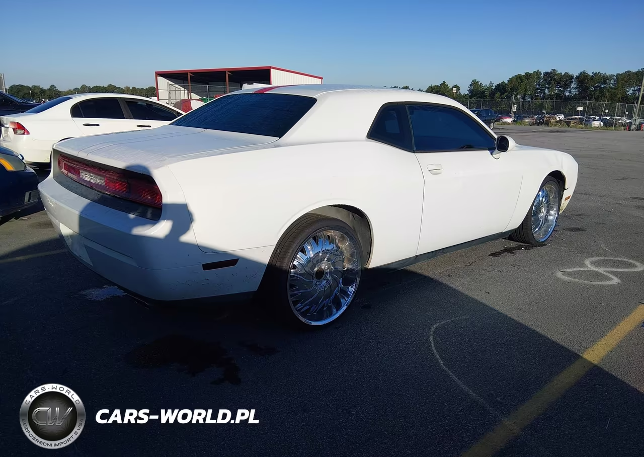 2014 Dodge Challenger Sxt VIN:2C3CDYAG2EH214684 - 4