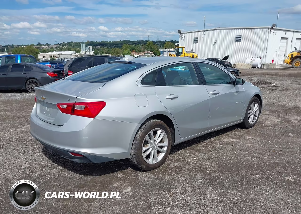 2016 Chevrolet Malibu Lt VIN:1G1ZE5ST2GF202433 - 4