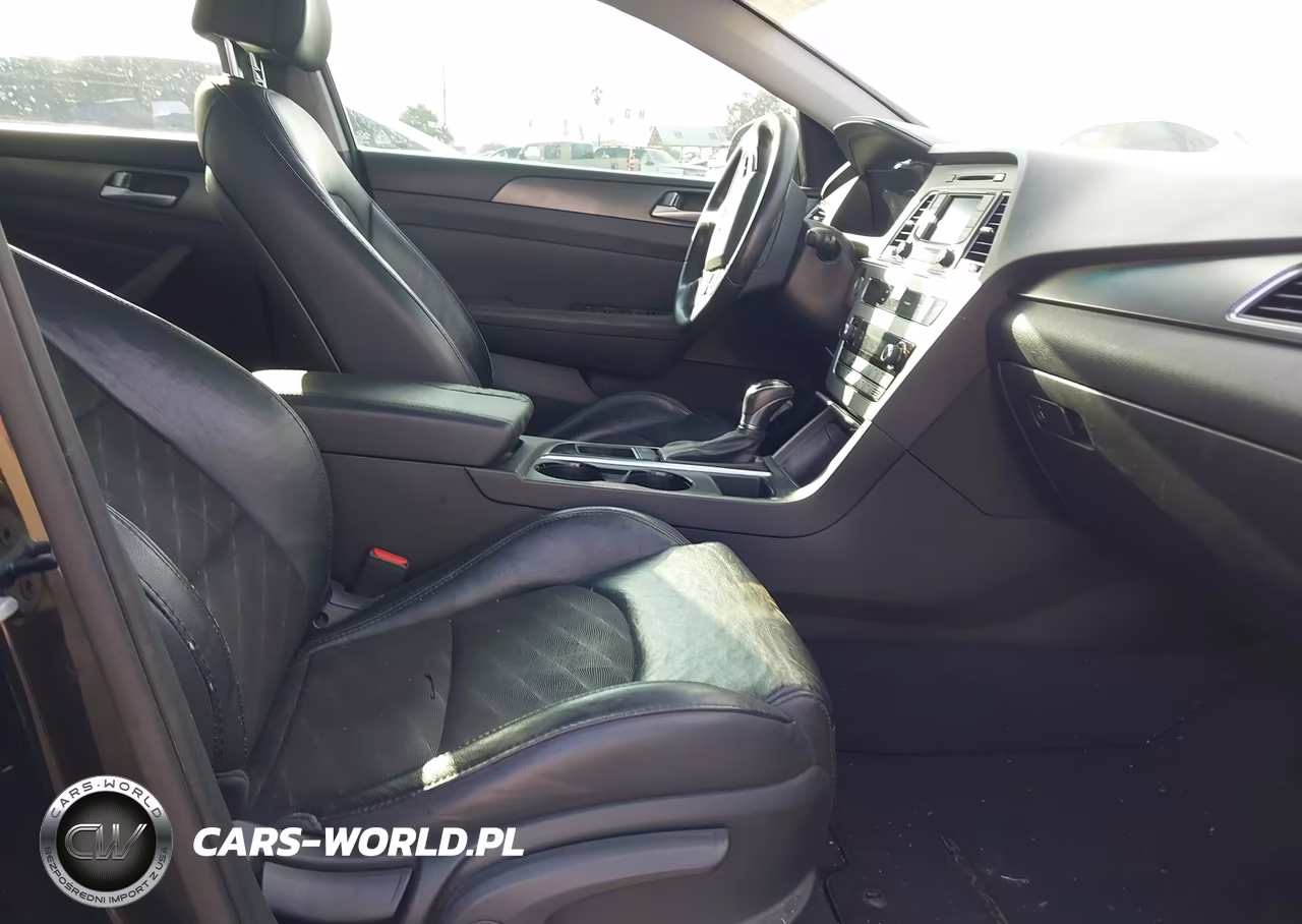2015 Hyundai Sonata Sport VIN:5NPE34AF4FH173541 - 5