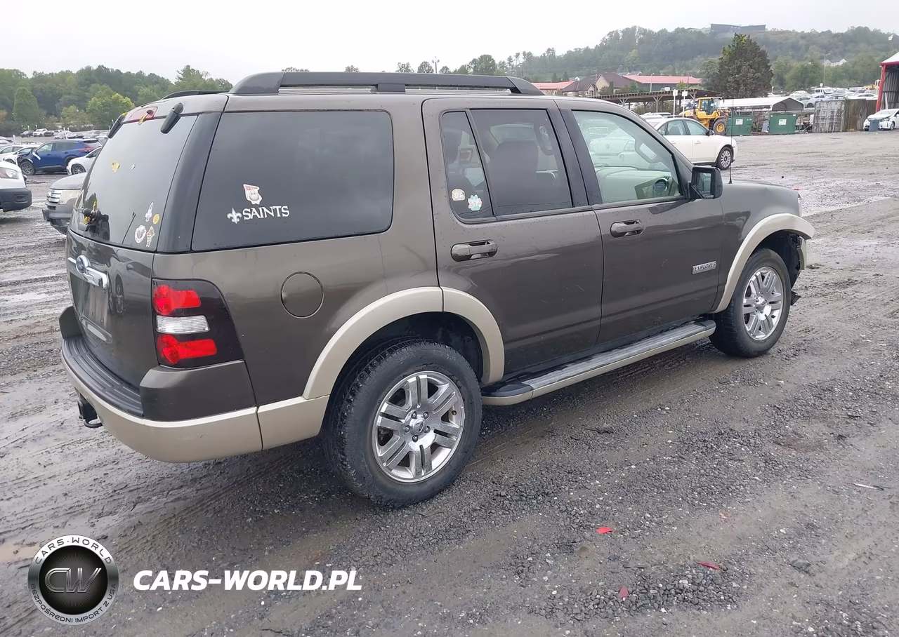2008 Ford Explorer Eddie Bauer VIN:1FMEU64E08UA38797 - 4