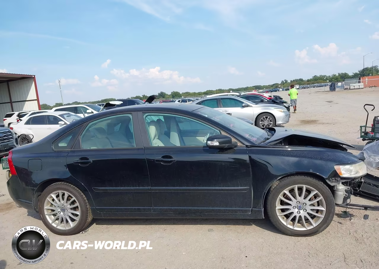 2011 Volvo S40 T5 VIN:YV1672MS2B2550542 - 13