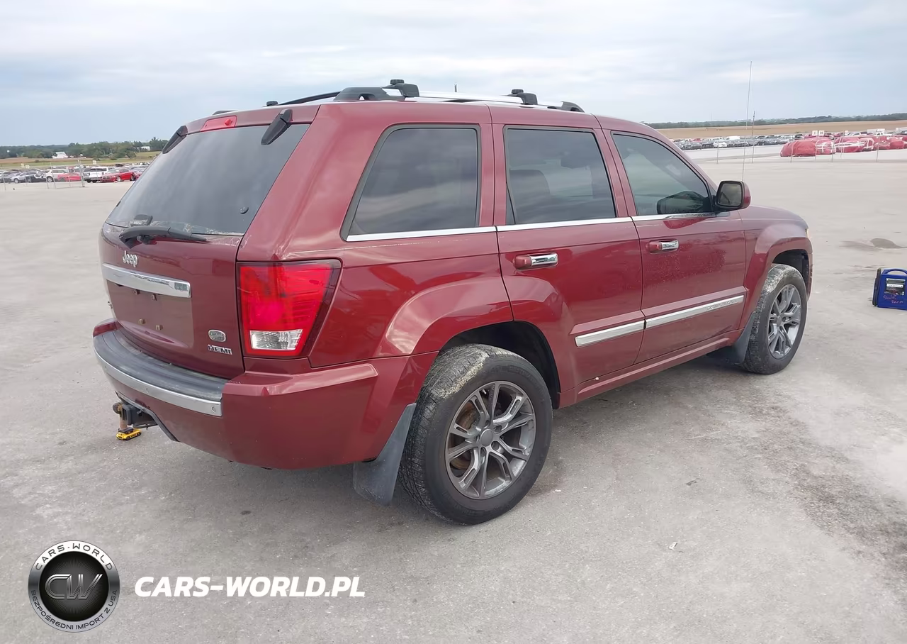 2008 Jeep Grand Cherokee Overland VIN:1J8HR68228C181428 - 4