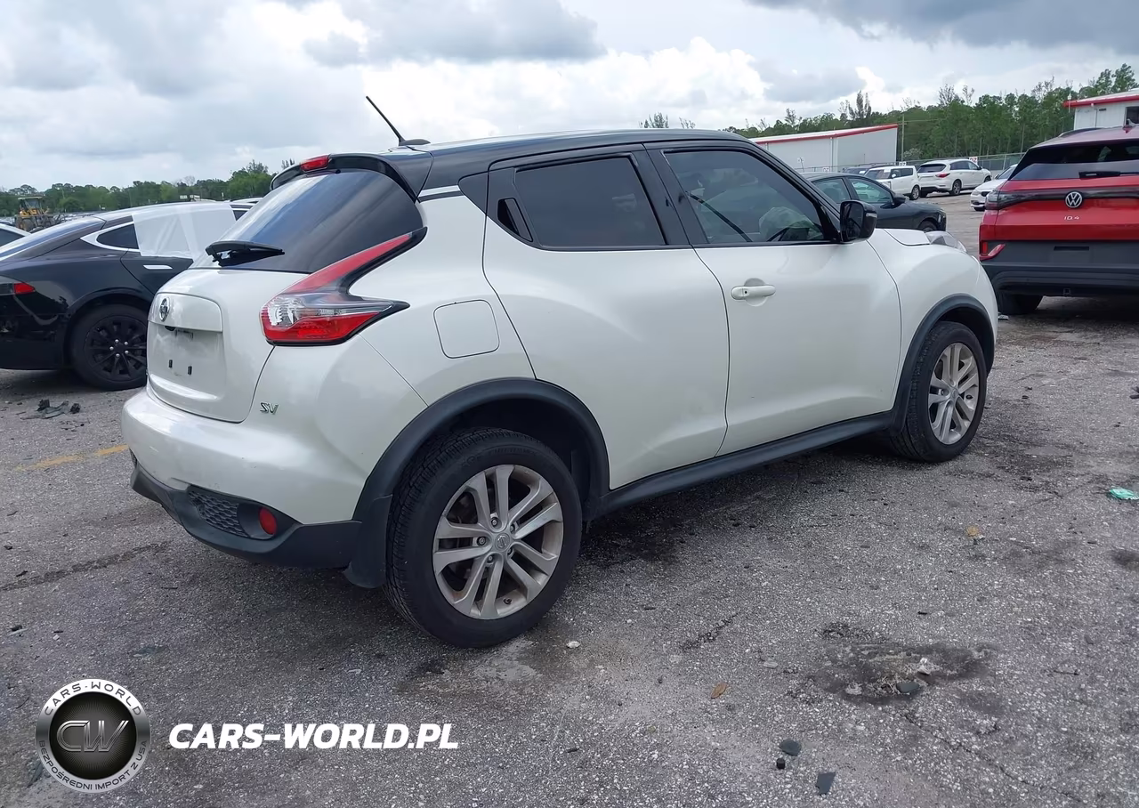 2015 Nissan Juke Sv VIN:JN8AF5MRXFT505497 - 4